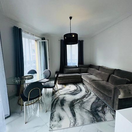 Appartement Parisien ภายนอก รูปภาพ