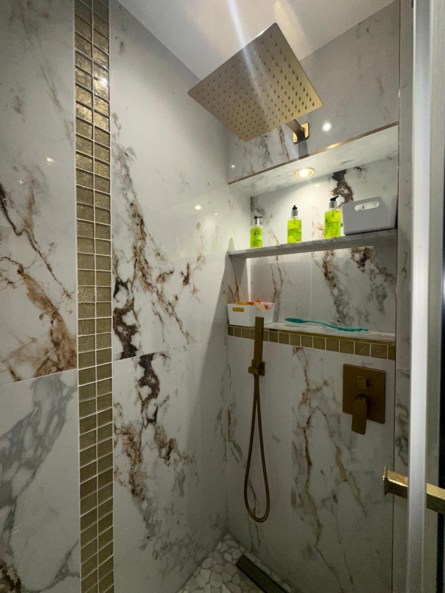 Appartement Parisien ภายนอก รูปภาพ