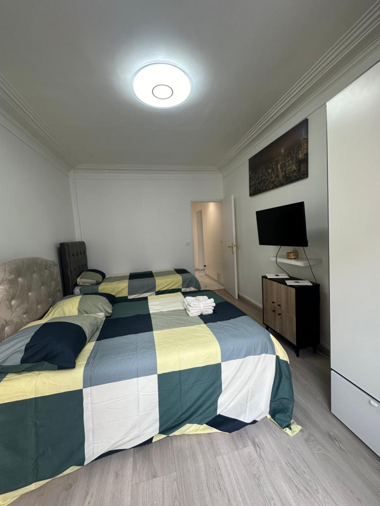 Appartement Parisien ภายนอก รูปภาพ