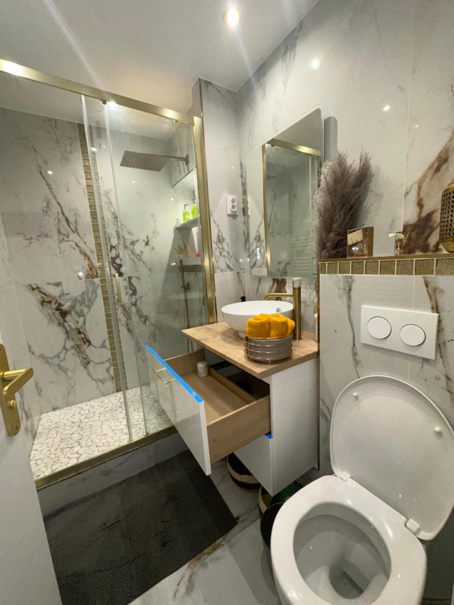 Appartement Parisien ภายนอก รูปภาพ